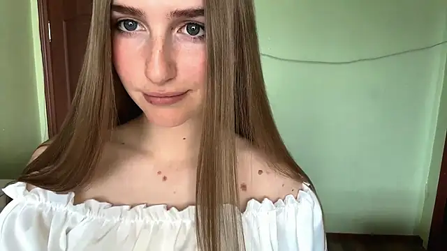 SweetJinny88 webcam