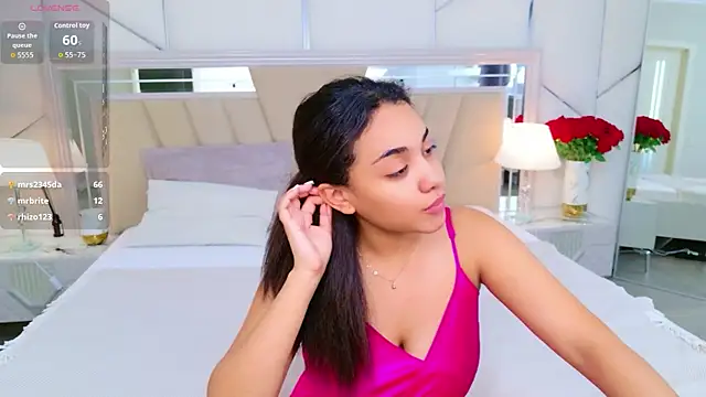 Luna_Cortier webcam