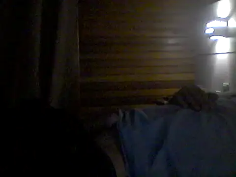 Roludo212110 webcam
