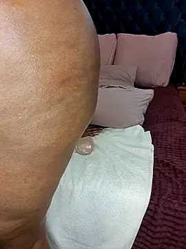BootyCallEver webcam