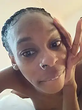 Jasmine_FullsShine webcam