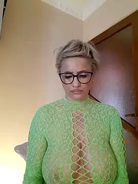 LunaBlaise webcam