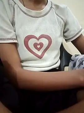Kumkum_36 webcam