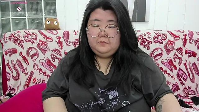 Nadine_asian webcam