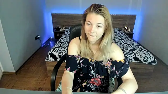 AnniShery webcam