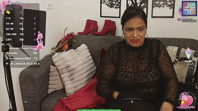Angelabrowm webcam