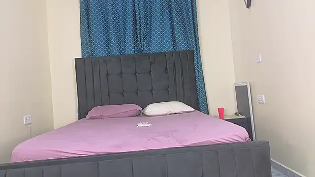 The_Ebony_Mistress webcam