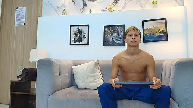 GOLD_BOYS webcam
