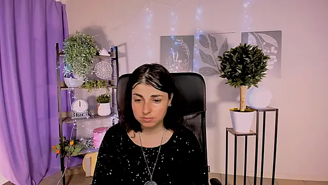 MartaEdams webcam