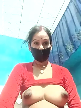 Nandani-758 webcam