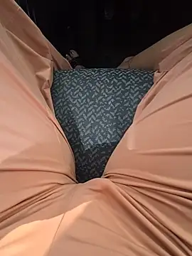 sexy7883 webcam