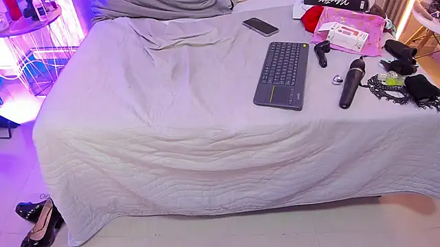 LezyTompson webcam