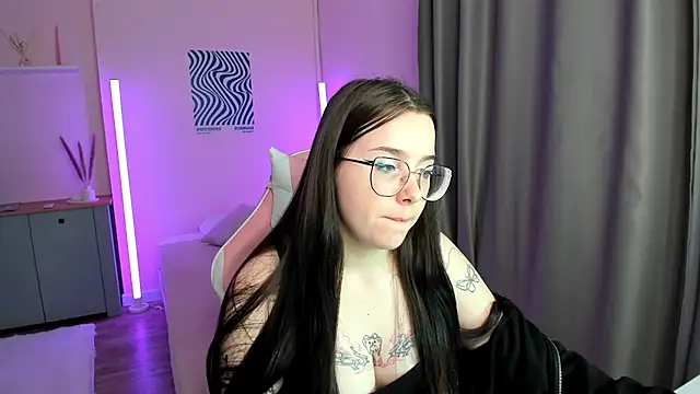 KellyMilton webcam