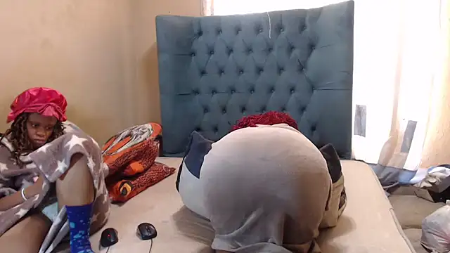 EbonyEssence webcam