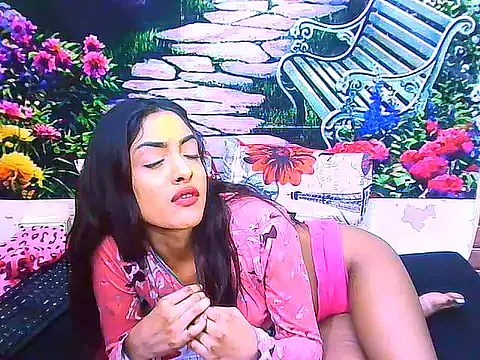 IndianPretty14u2Luv webcam