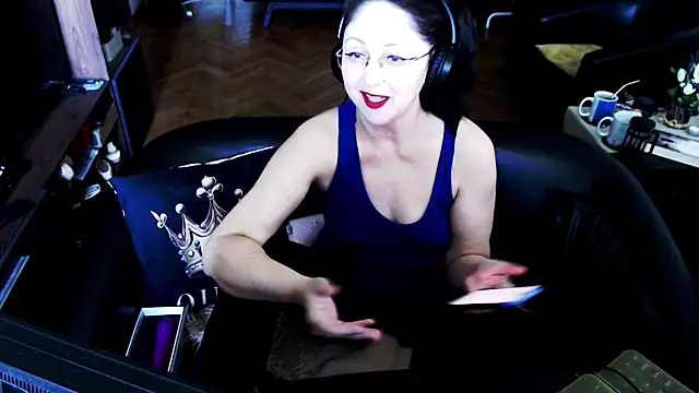 imperatriza - Imperatriza's free webcam - UK Sex Cams