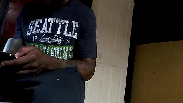 HUGHMUNGUS9 webcam