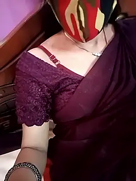Tamil_White_Rose webcam