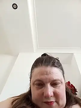 hothornyemmax - HotHornyEmmaX's free webcam - UK Sex Cams