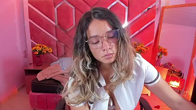Olivia_Fox69 webcam