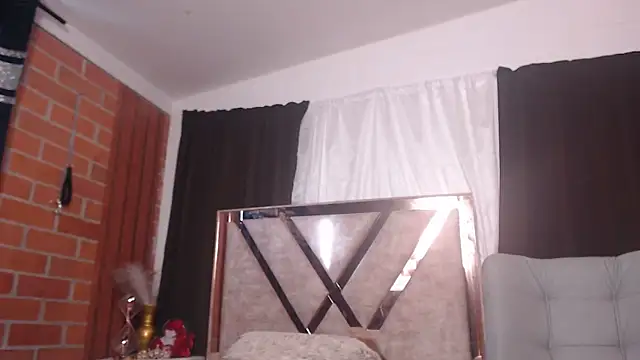 AGATHAA_WHITE webcam