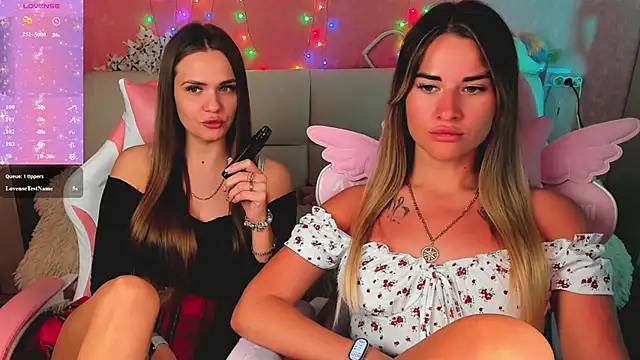 hotty_girls_here webcam
