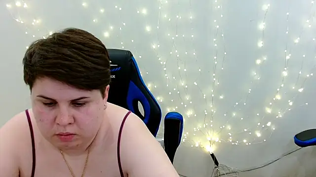 BeckyAndHellen webcam
