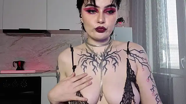IntrigueYourDay webcam