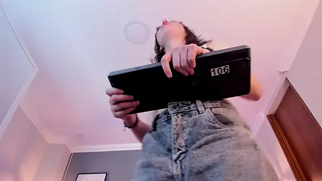 Nina_Ford webcam