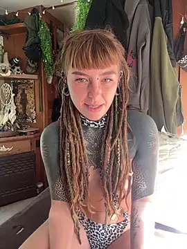 hornyhippy1 - HornyHippy1's free webcam - UK Sex Cams