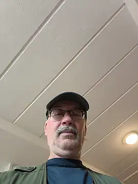 loverboyxxx69 webcam