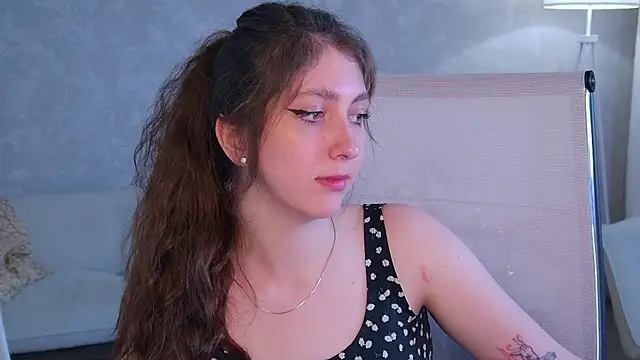 Mary_Miiller webcam