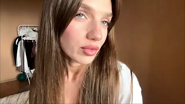 TrishIsaac webcam
