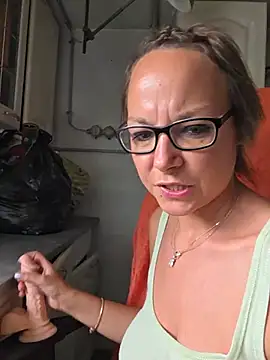 Fuxy-love69 webcam