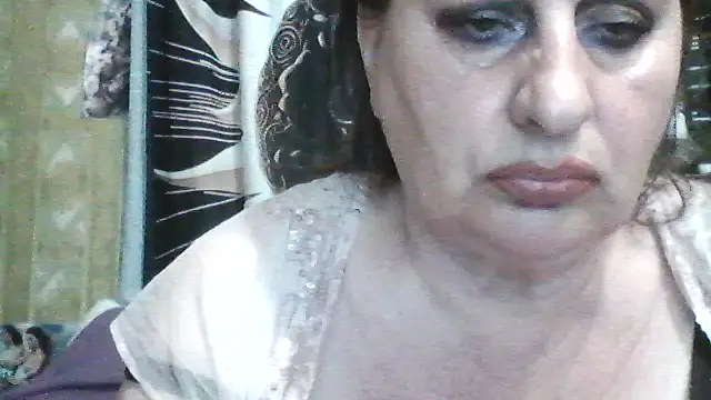 LoaqLovew webcam