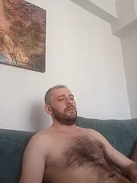 NiiiRvaNaa