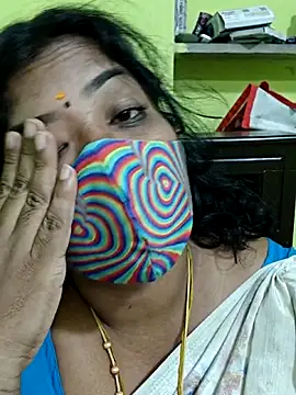 Tamil_Mithra webcam