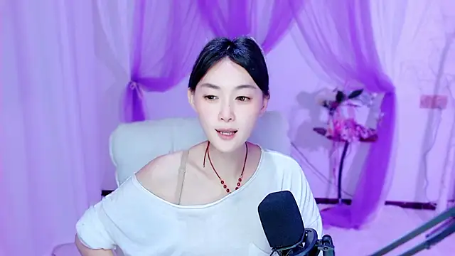 Tili_Lucky webcam