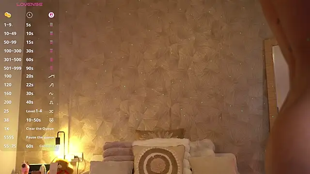 KalaBeckett_ webcam