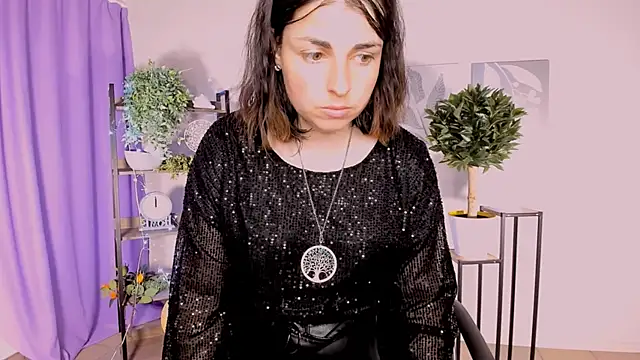 MartaEdams webcam