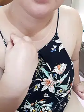 Yummyamasha webcam