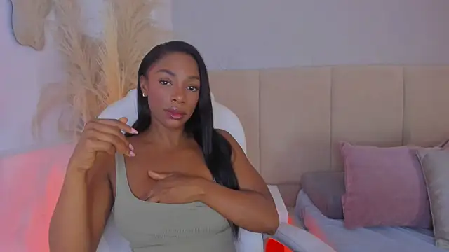 aprilebony_ webcam