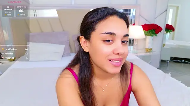 Luna_Cortier webcam