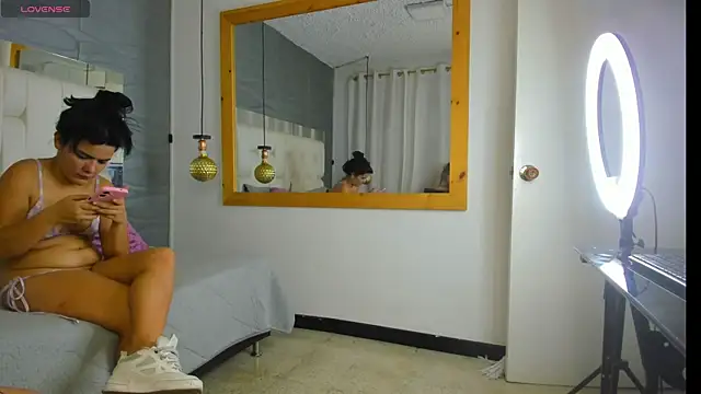 Lia__Kalifa webcam