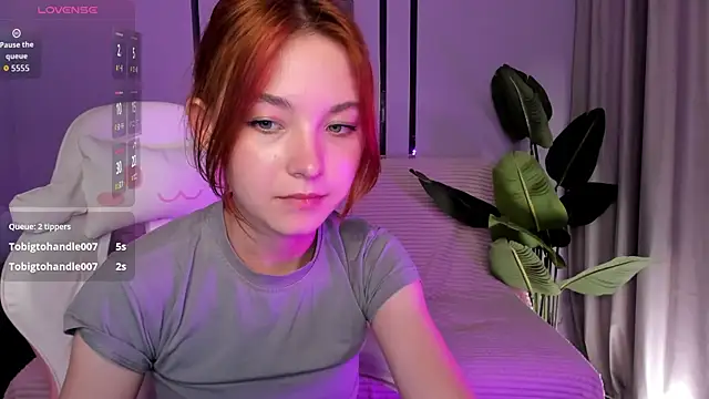 New_Web_Girl webcam