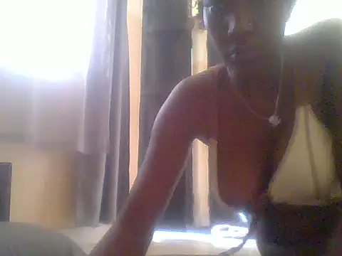 Pretty_ellahh webcam
