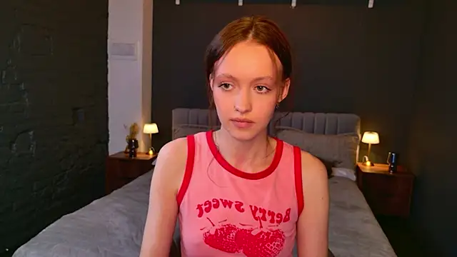 SallyPinkman webcam