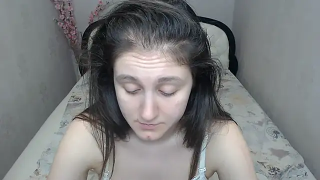 Holliy_Cooper webcam