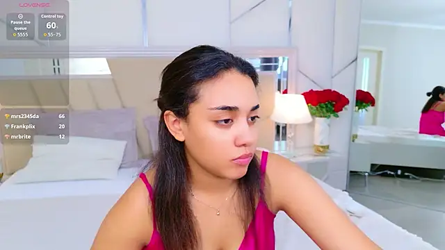Luna_Cortier webcam