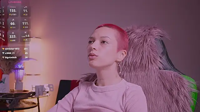 YourDarlingVivian webcam